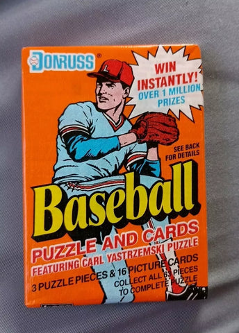 (1) One Pack - New Sealed 1990 DONRUSS MLB Baseball Trading Card Pack - 16 Cards + 3 Puzzle Pieces