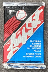 (1) One Pack - New Sealed 1991 Leaf Set Series 2 MLB Baseball Trading Card Star Pack - 15 Cards & 3 Puzzle Pieces